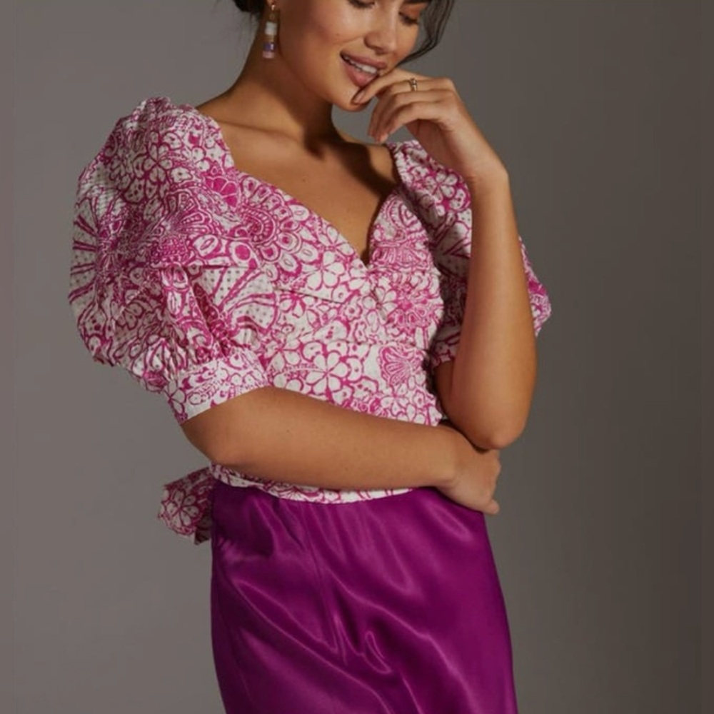 Maeve by Anthropologie Pink and White Puff Sleeve Ruffled Blouse